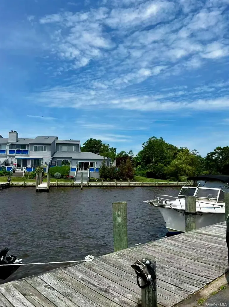 246 Fairharbor Drive Patchogue NY 11772