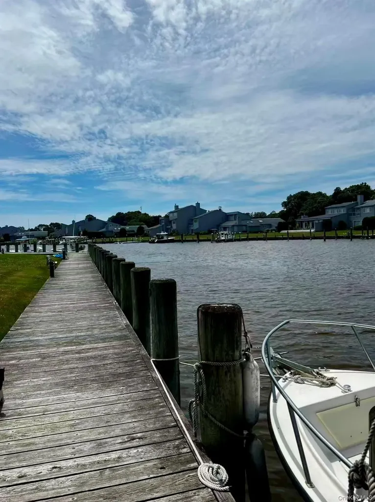 246 Fairharbor Drive Patchogue NY 11772