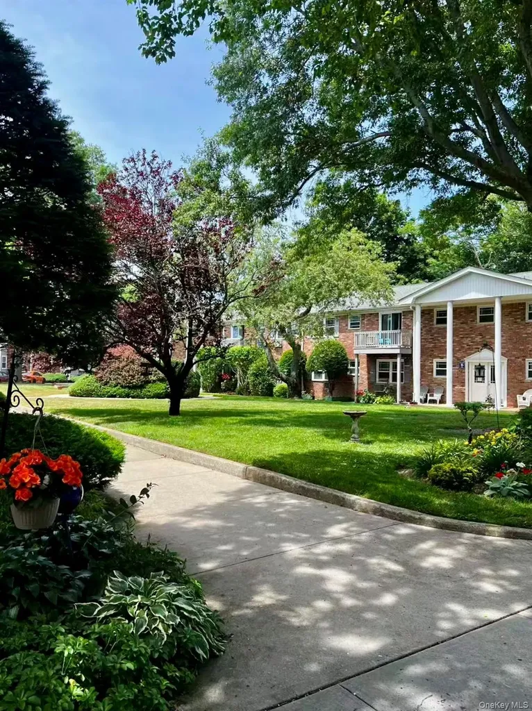 246 Fairharbor Drive Patchogue NY 11772