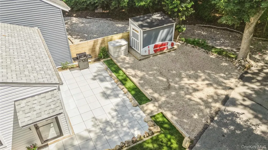 356 Oakleigh Avenue Baiting Hollow NY 11933