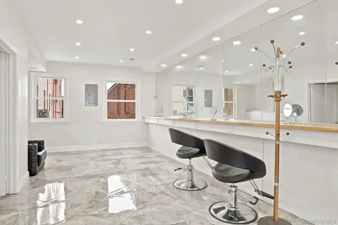 381 Main Street Poughkeepsie NY 12601