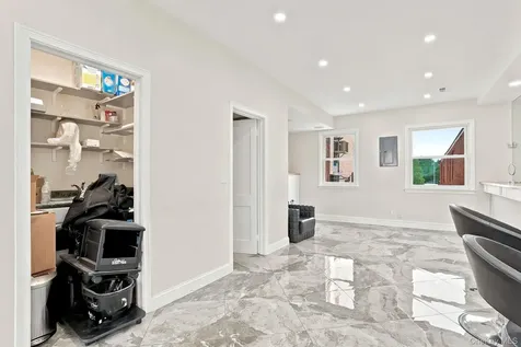 381 Main Street Poughkeepsie NY 12601