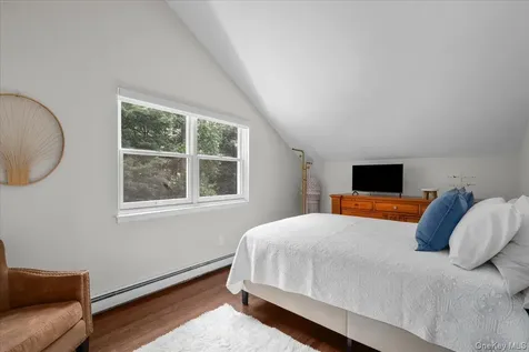 10 Woodland Court S Bedford NY 10506
