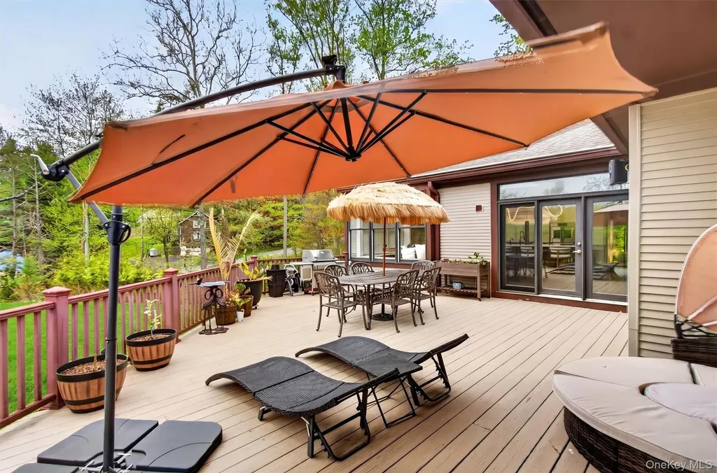 237 South Mountain Road New City NY 10956