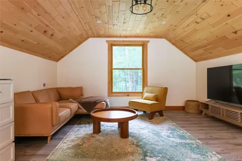 305 Reyer Road Narrowsburg NY 12764