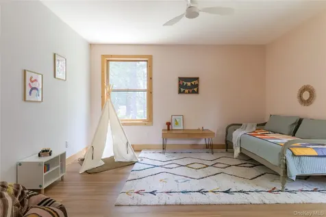 301 Reyer Road Narrowsburg NY 12764