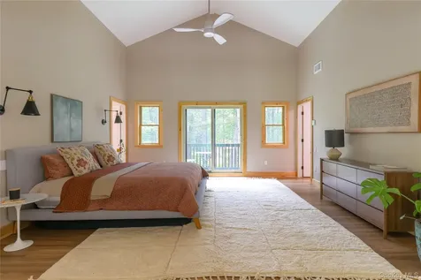 301 Reyer Road Narrowsburg NY 12764