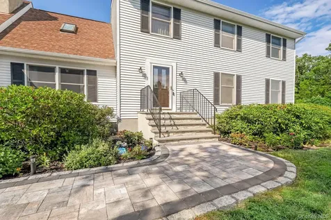 185 Rombout Road Pleasant Valley NY 12569
