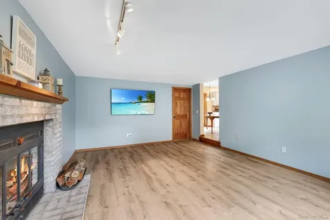 185 Rombout Road Pleasant Valley NY 12569