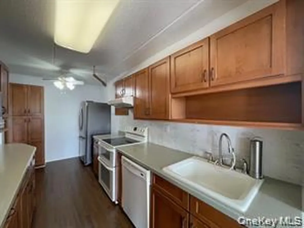 35 Park Avenue Suffern NY 10901