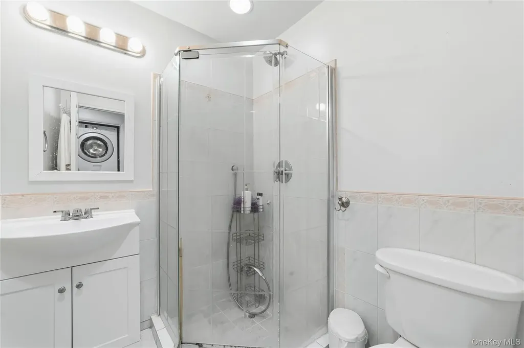 109 Wakefield Avenue Yonkers NY 10704