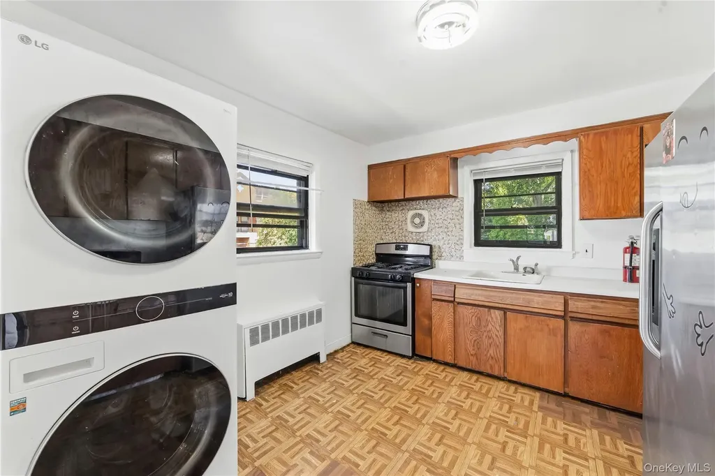 109 Wakefield Avenue Yonkers NY 10704