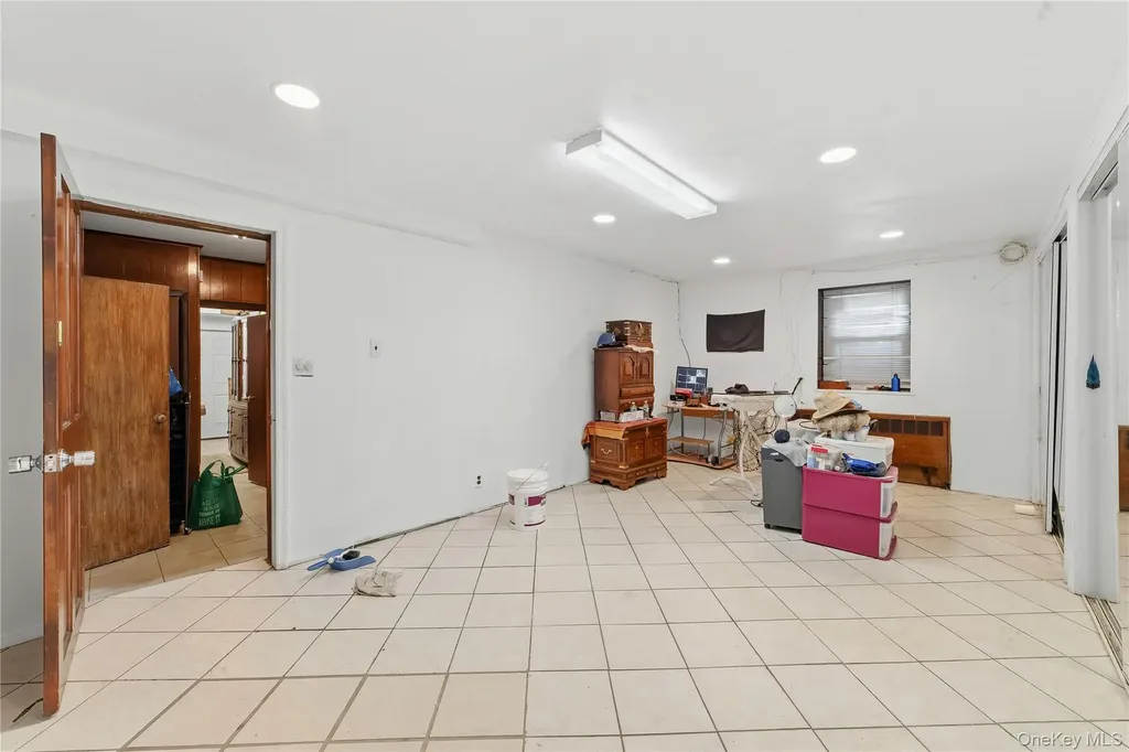 109 Wakefield Avenue Yonkers NY 10704