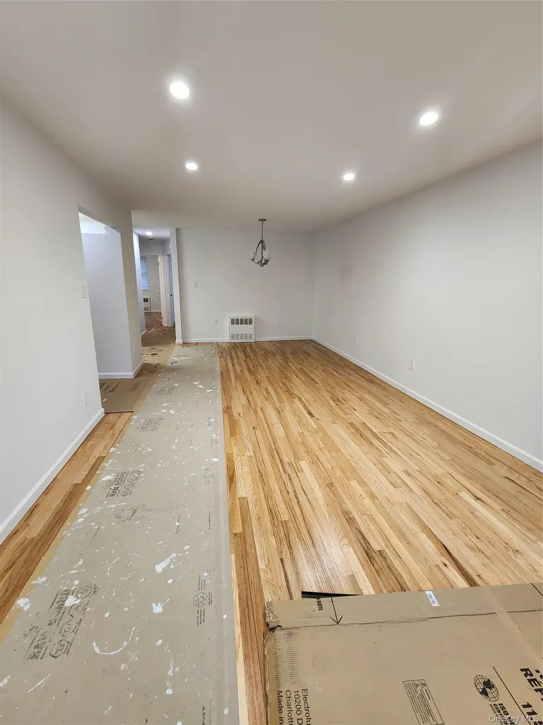 905 E 82nd Street Brooklyn NY 11236