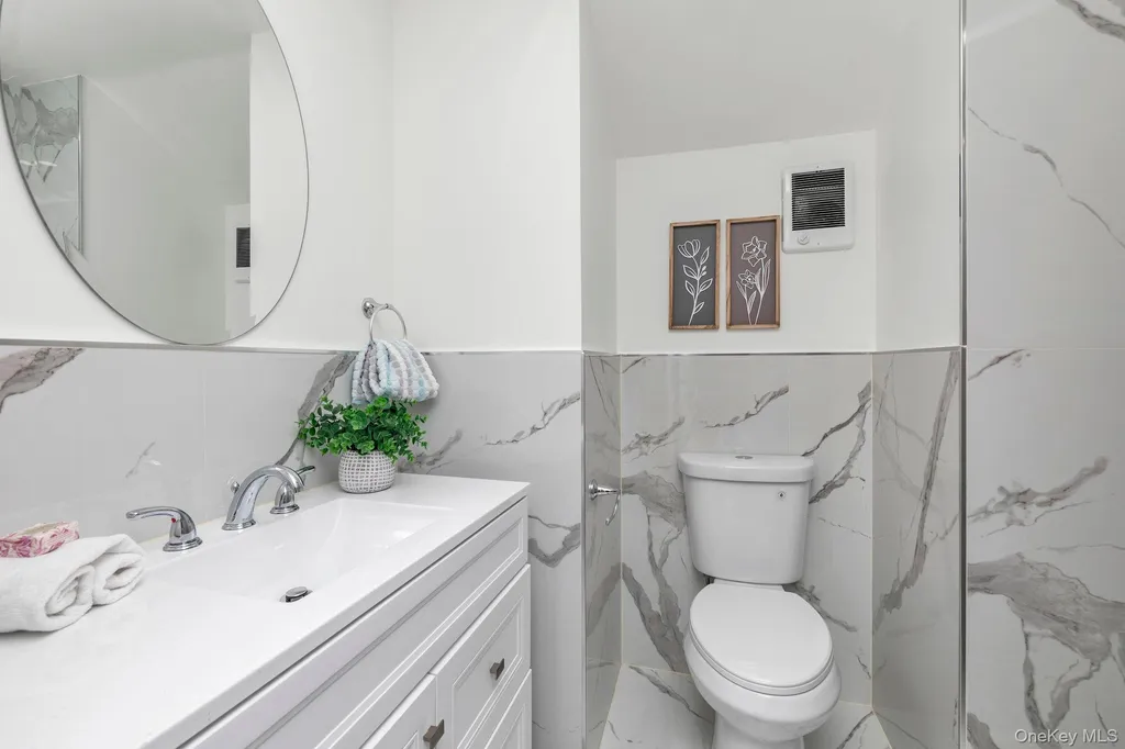 43 Westside Avenue Freeport NY 11520