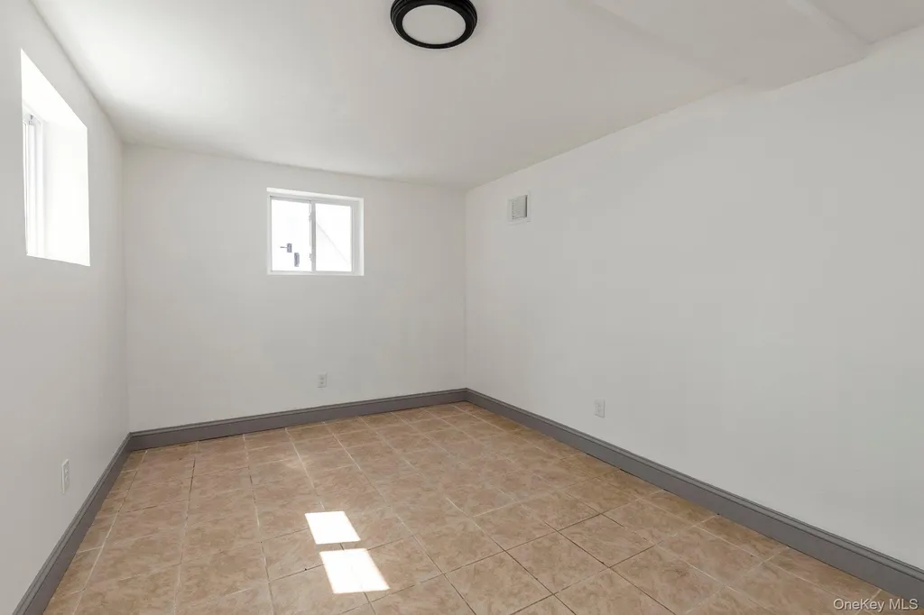 43 Westside Avenue Freeport NY 11520