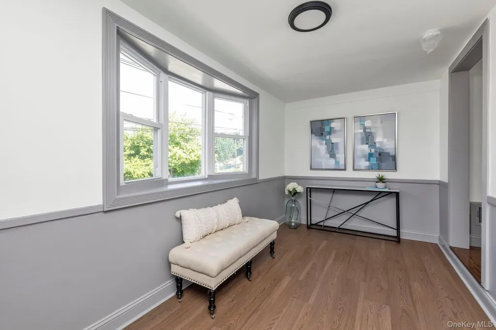 43 Westside Avenue Freeport NY 11520