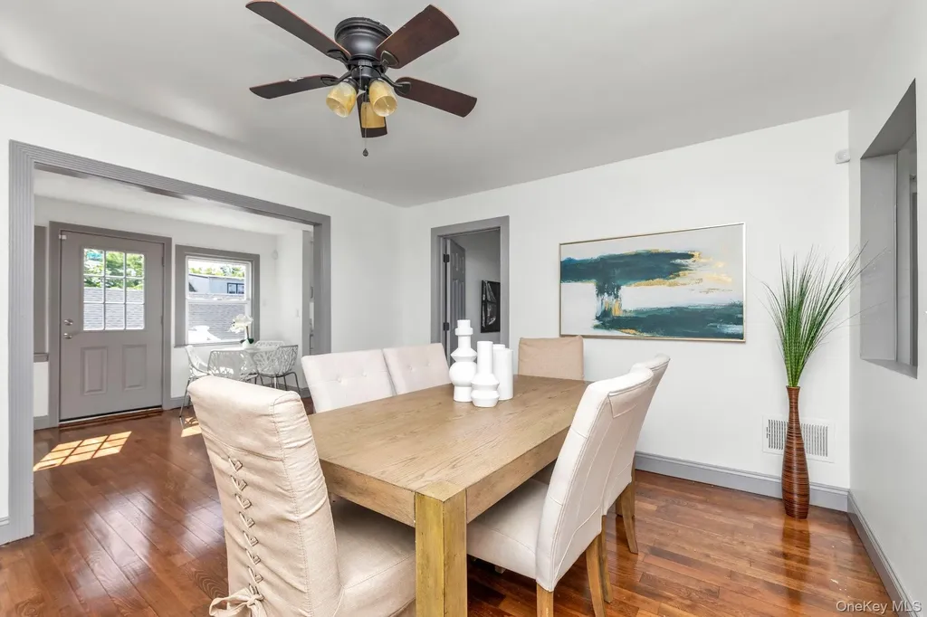43 Westside Avenue Freeport NY 11520