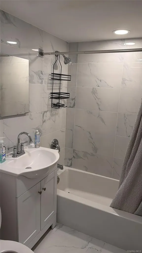 172 Jules Drive Staten Island NY 10314