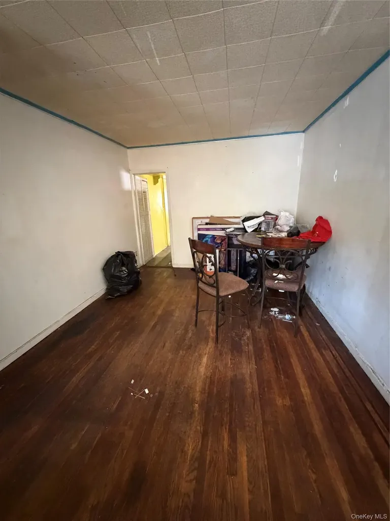 2928 Fenton Avenue Bronx NY 10469