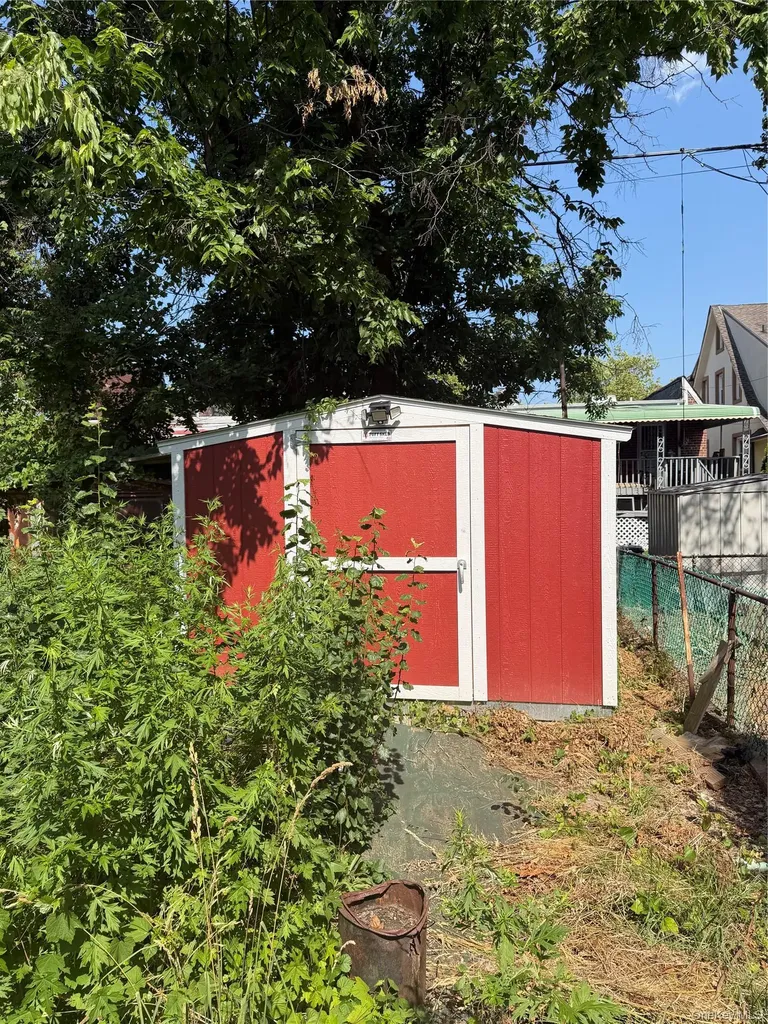 2928 Fenton Avenue Bronx NY 10469