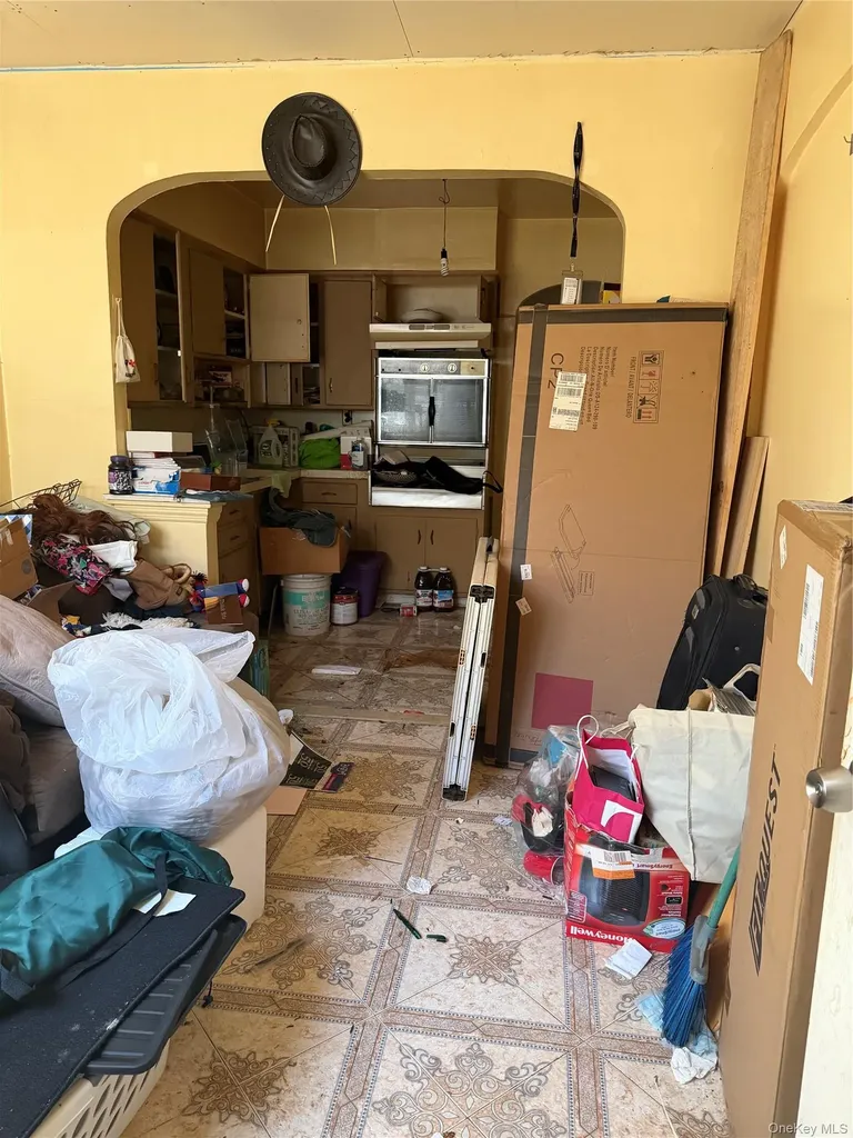 2928 Fenton Avenue Bronx NY 10469