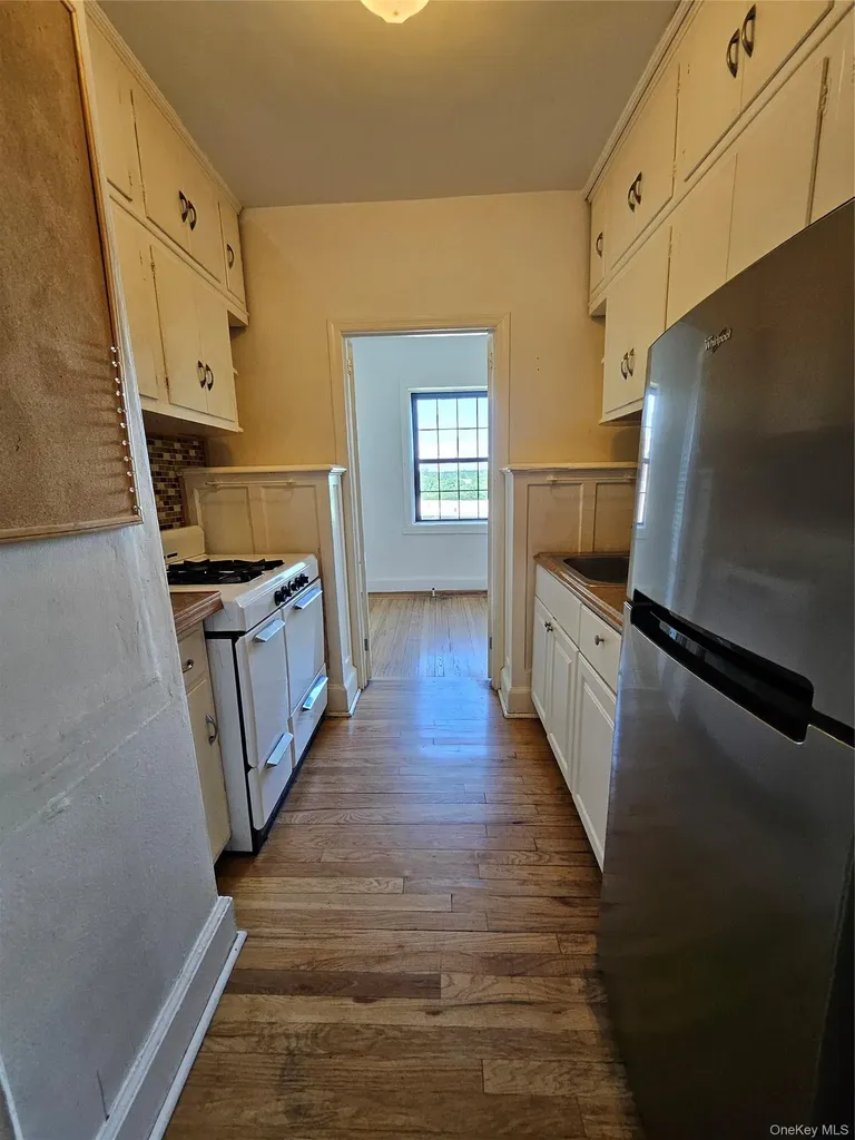23 Old Mamaroneck Road White Plains NY 10605