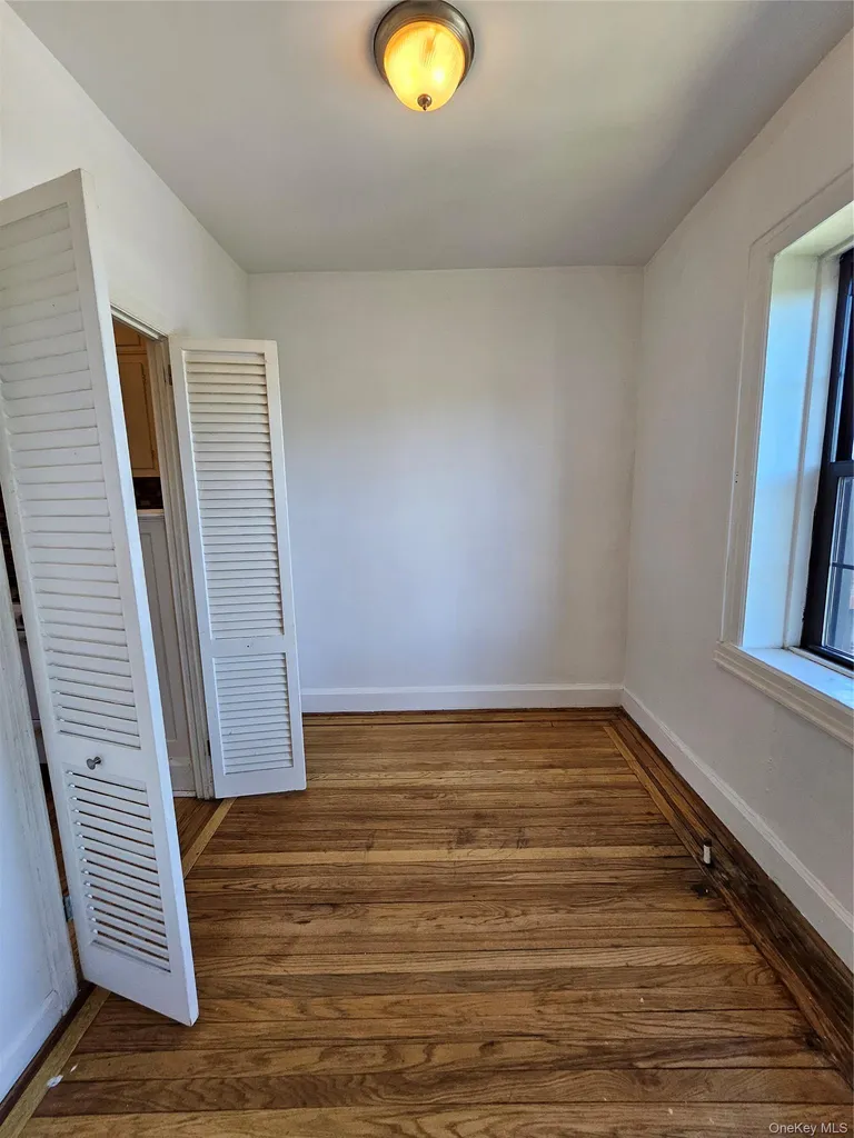 23 Old Mamaroneck Road White Plains NY 10605