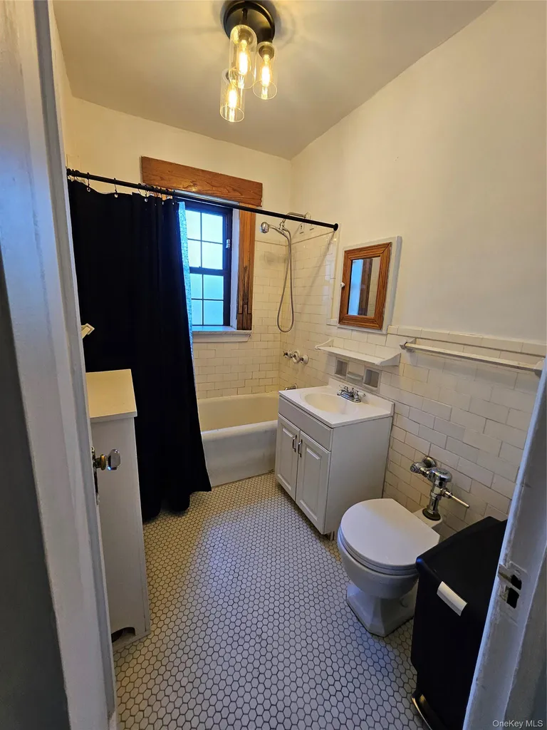 23 Old Mamaroneck Road White Plains NY 10605