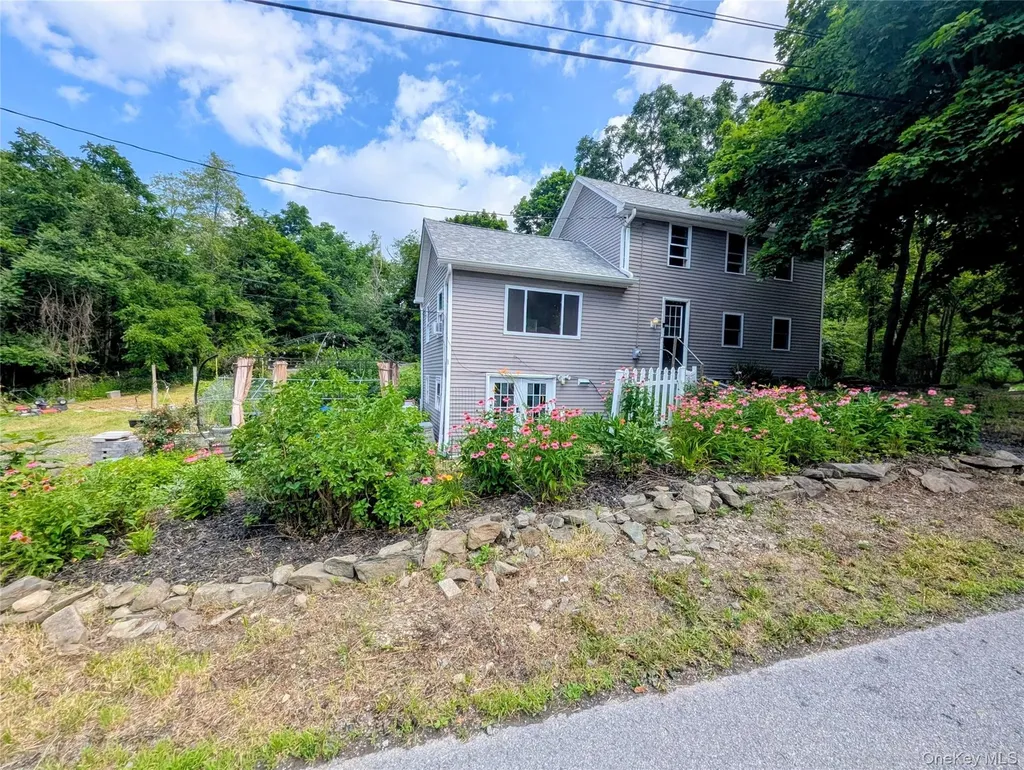 122 Castle High Road Middletown NY 10940