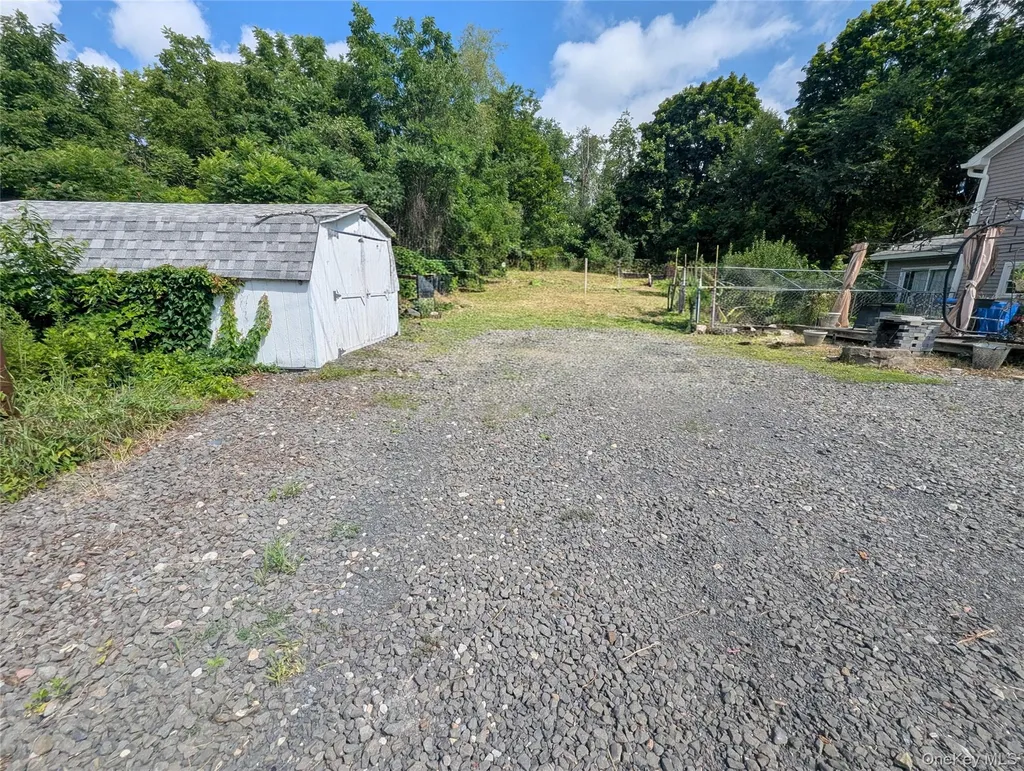 122 Castle High Road Middletown NY 10940