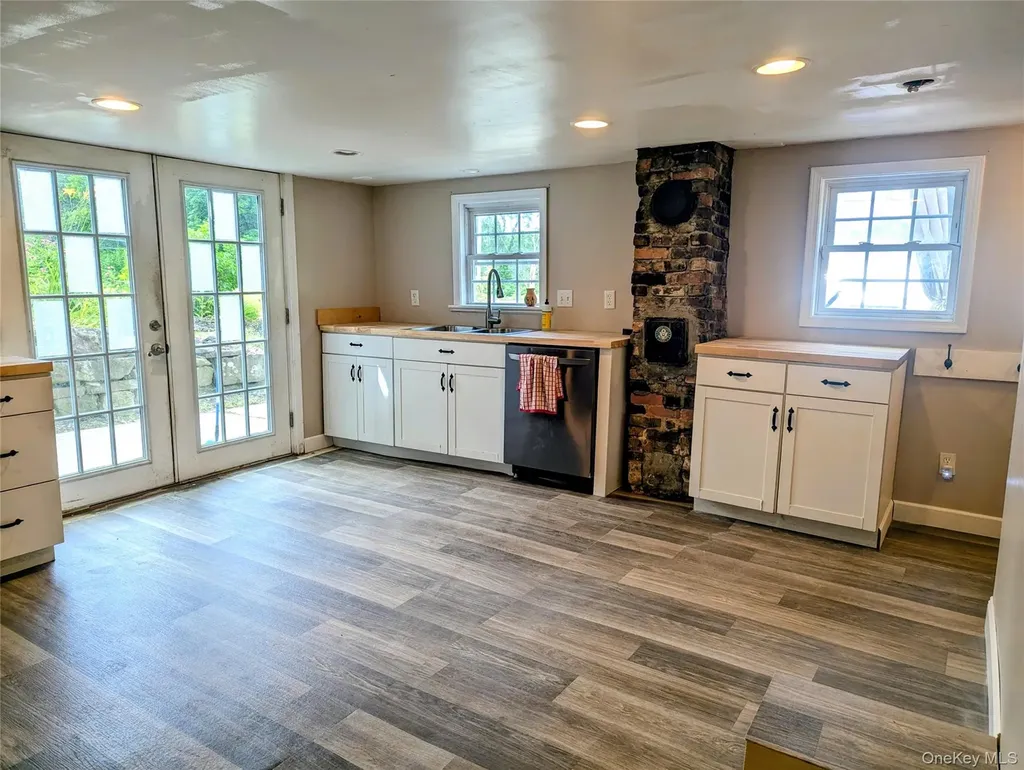 122 Castle High Road Middletown NY 10940