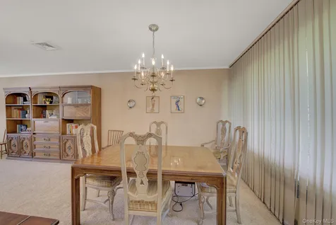 38 Center Drive Syosset NY 11791