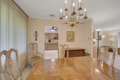 38 Center Drive Syosset NY 11791