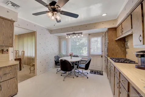 38 Center Drive Syosset NY 11791