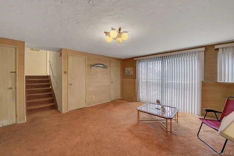 38 Center Drive Syosset NY 11791
