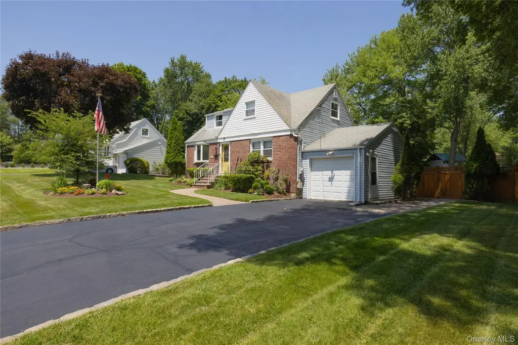 67 Pearce Parkway Pearl River NY 10965