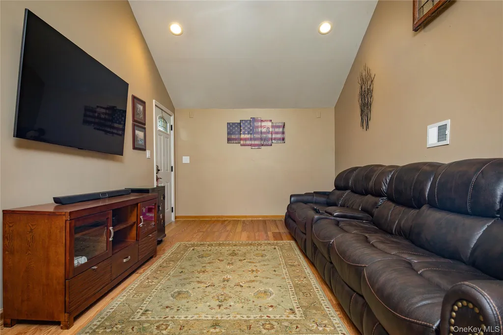 67 Pearce Parkway Pearl River NY 10965