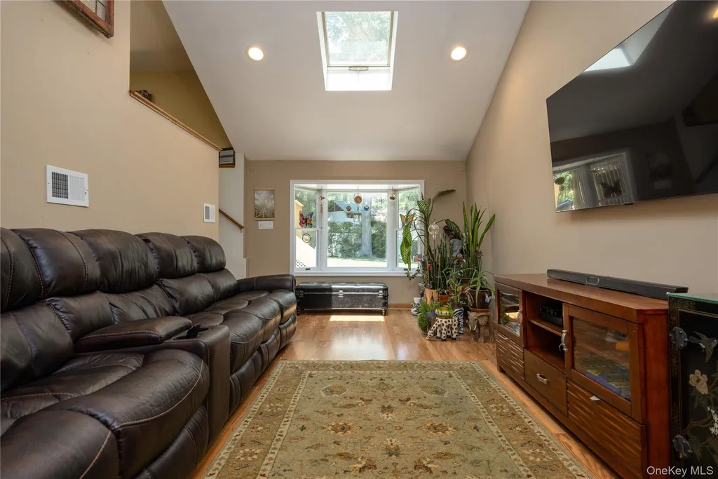 67 Pearce Parkway Pearl River NY 10965