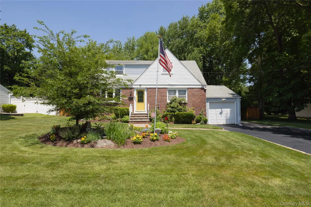 67 Pearce Parkway Pearl River NY 10965