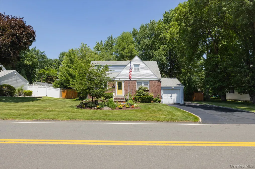67 Pearce Parkway Pearl River NY 10965