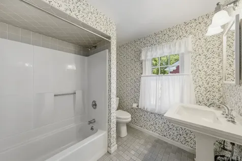14 Spoor Avenue Poughkeepsie NY 12603