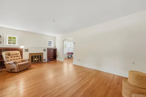 14 Spoor Avenue Poughkeepsie NY 12603