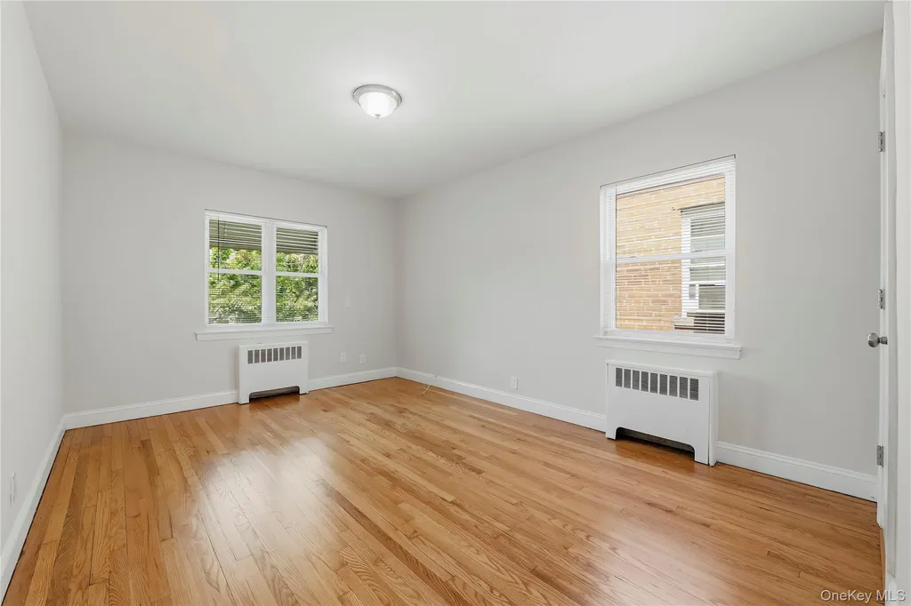 817 Quincy Avenue Bronx NY 10465