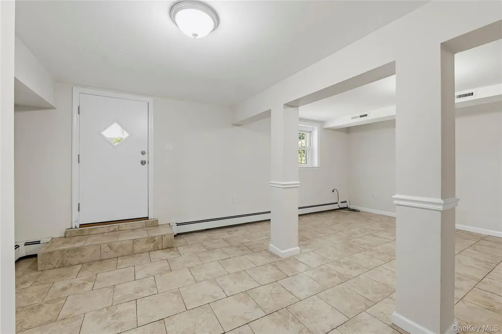 817 Quincy Avenue Bronx NY 10465
