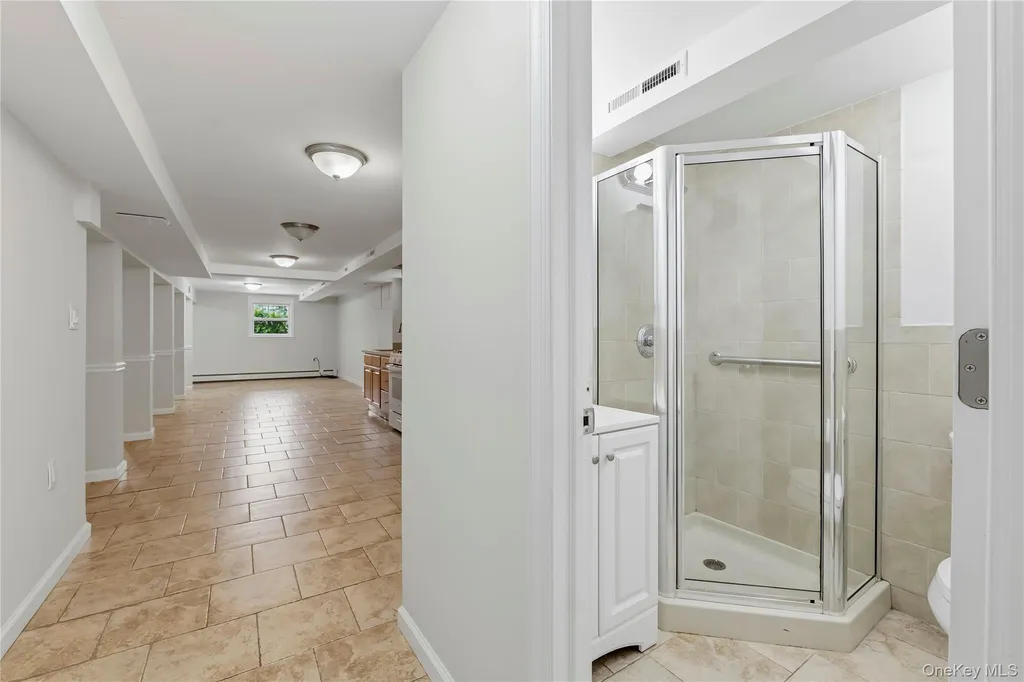 817 Quincy Avenue Bronx NY 10465
