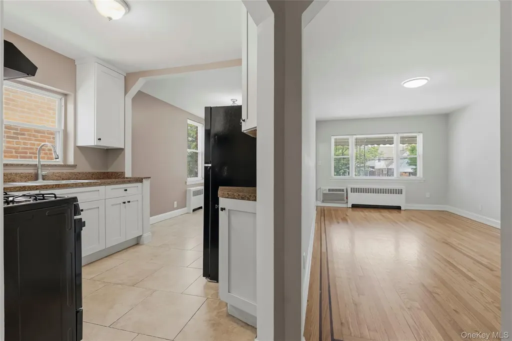 817 Quincy Avenue Bronx NY 10465