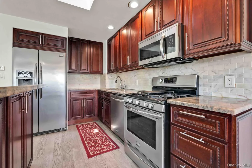 120-09 Riviera Court College Point NY 11356
