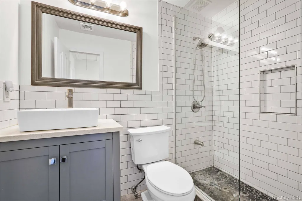 120-09 Riviera Court College Point NY 11356