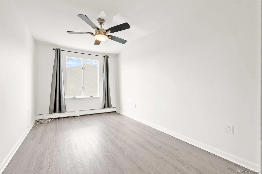 120-09 Riviera Court College Point NY 11356